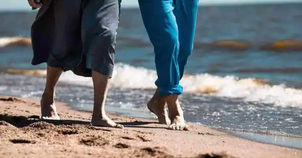 Why Do Toenails Thicken As We Age