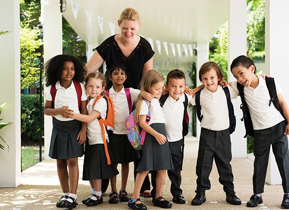 group-of-diverse-kindergarten-students-standing